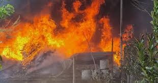 রোহিঙ্গা ক্যাম্পের এনজিও সংস্থা কারিতাস কার্যালয়ে আগুন